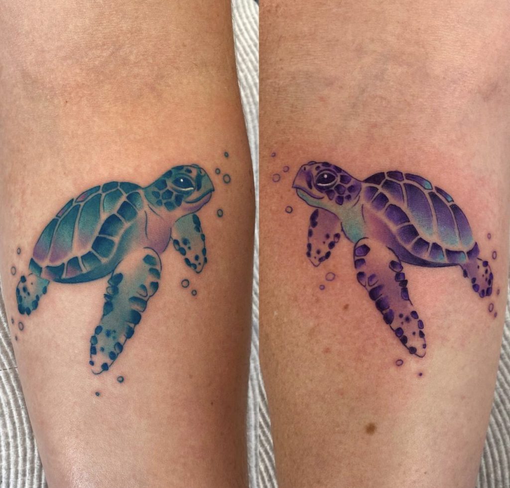 ¿Qué significa el tatuaje de una tortuga marina? tatuaje tortuga marina pequeña - tatuaje de tortuga marina - significado de tatuarse una tortuga ¿Qué significa tatuarse una tortuga?